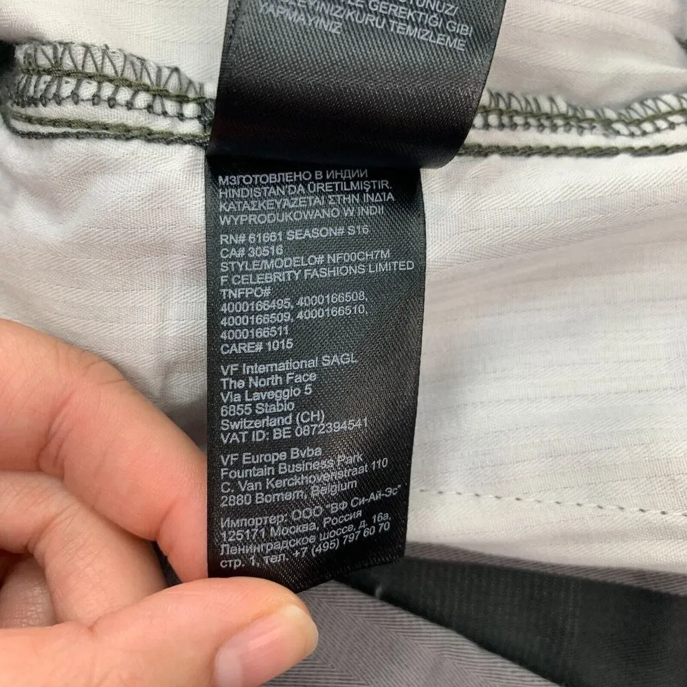 The North Face Narrows Short Mens 34 Gray Striped Stretch Cotton Belt Loops
